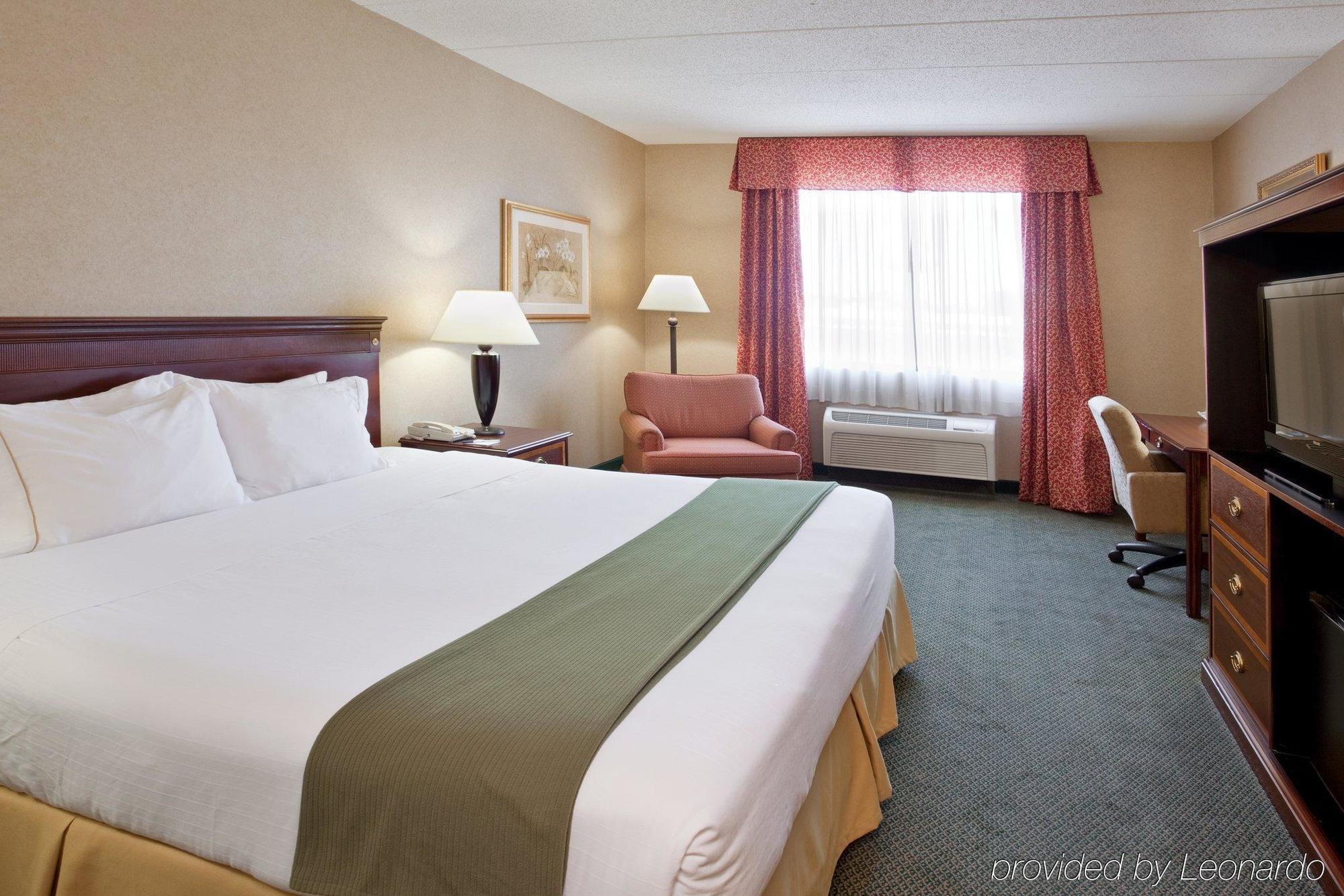 Holiday Inn Express Hotel & Suites Columbus Airport, An Ihg Hotel Gahanna Room photo